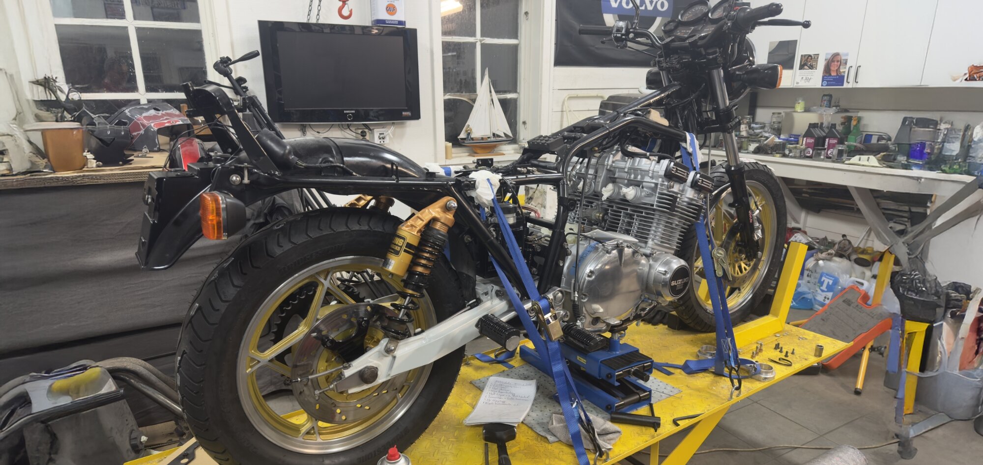 Suzuki GSX 1100E