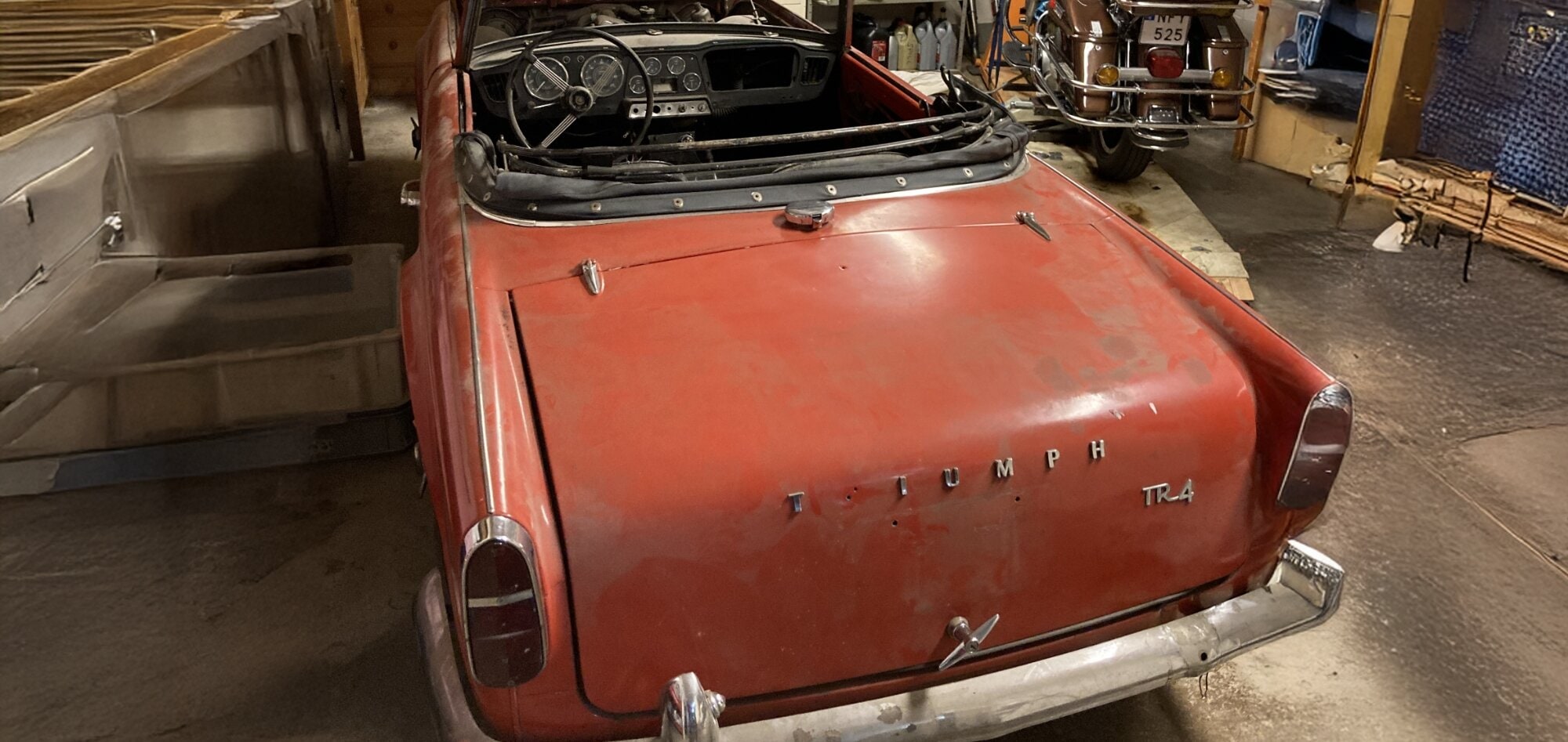 Triumph TR4